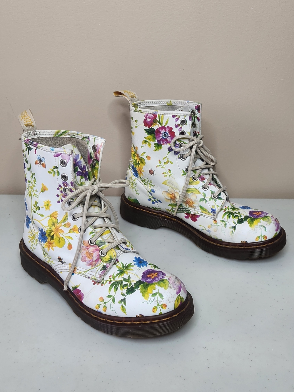 Dr. Martens 1460 Pascal Floral Leather Boots Women's US 8 EU 39 8 Eye